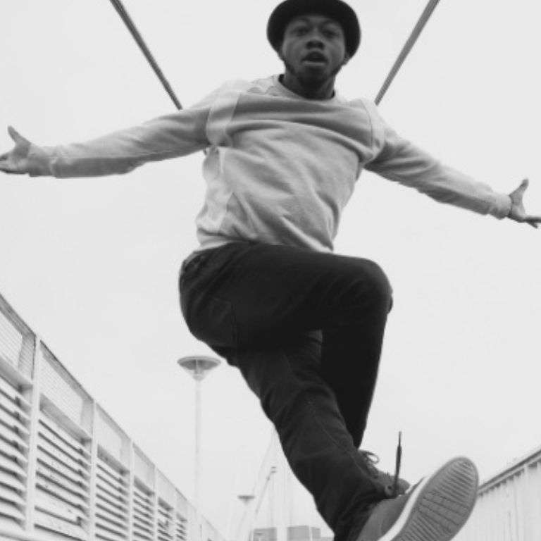 Fonji, professeur de Street à la Belle étoile