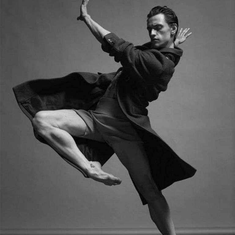 John, professeur de Danse Contemporaine à La Belle étoile