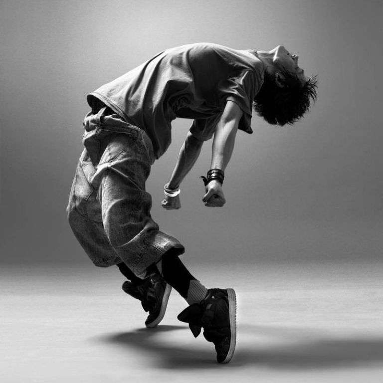 Louis, professeur de Hip Hop New Style à La Belle étoile